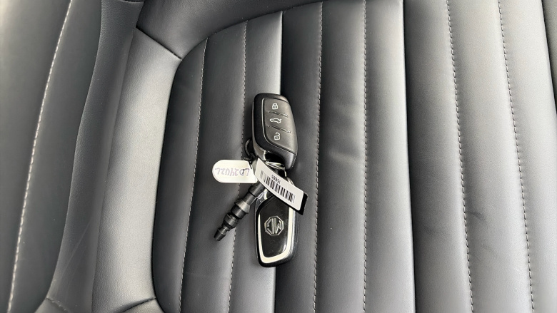 MG HS 1.5 T-GDI PHEV Trophy 5dr Auto Hatchback